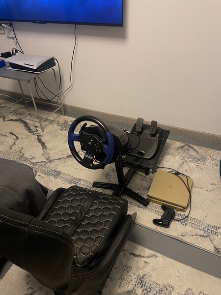 THRUMASTER T150 игровой руль для PC и PS