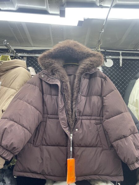 Куртка со сьемным капешоном,Производство:Китай