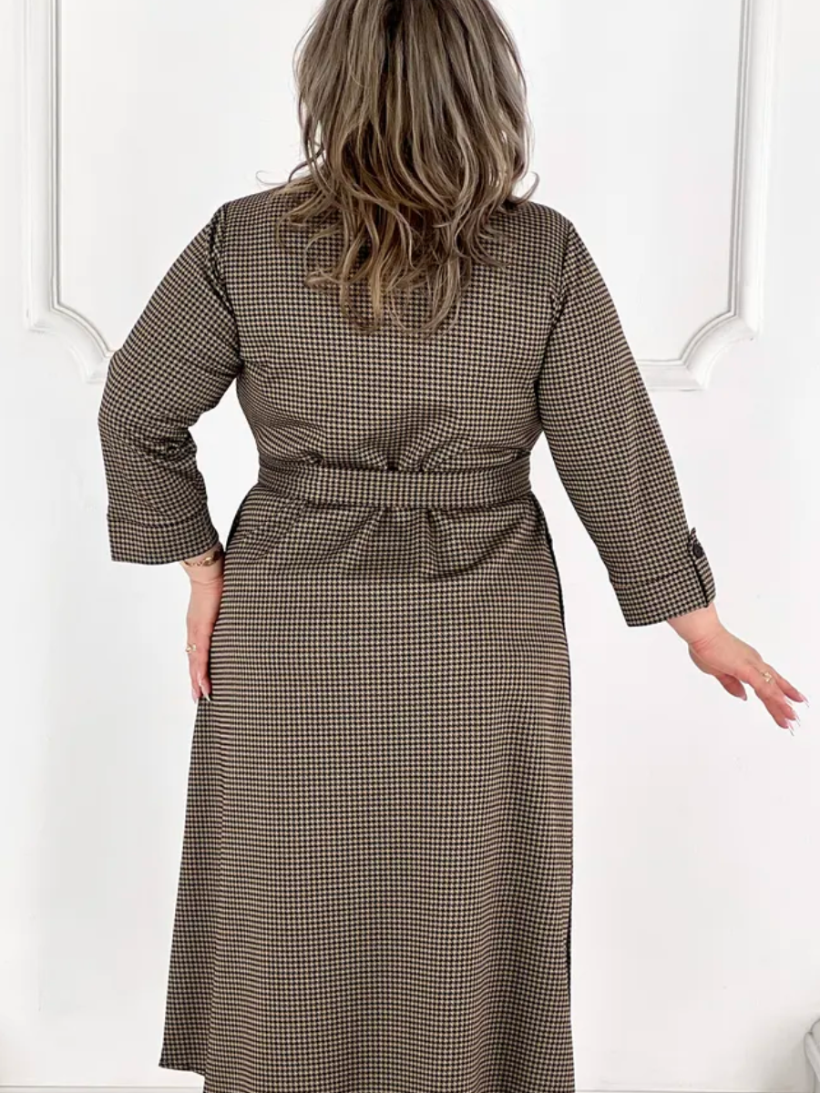 Платье женское с принтом гусиные лапки коричневое