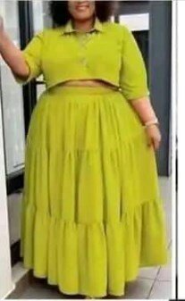 Long Sleeve Blouse and Pleated Skirt Suit, Green