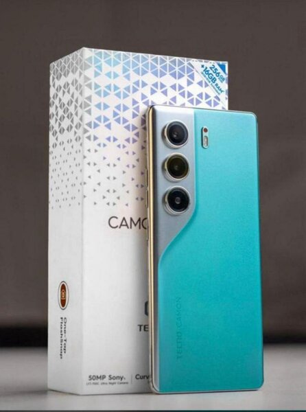 Tecno Camon 40 - Smartphone moderne