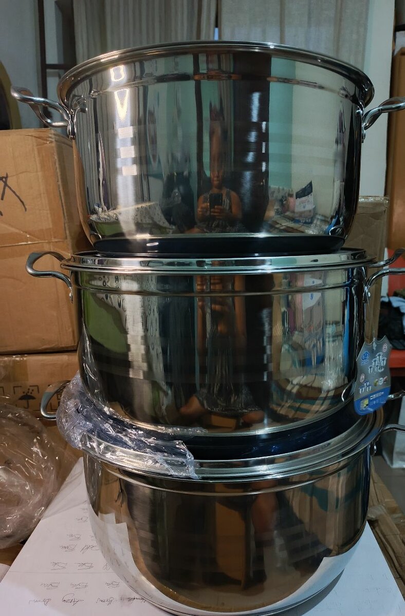 Large capacity stainless steel pots