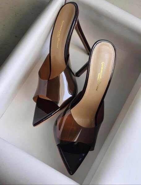 Mules à talons élégantes Gucci