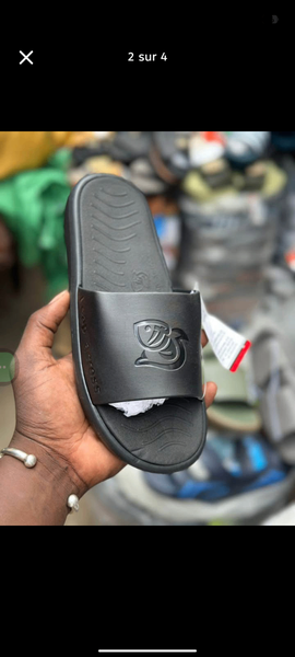 Tongs confortables pour hommes