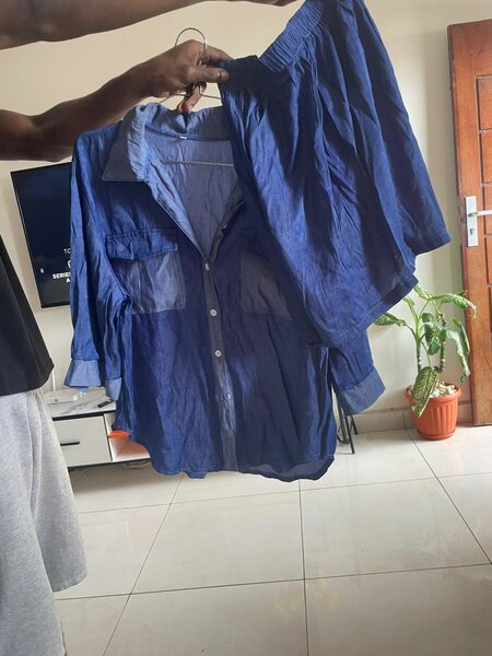 Chemisier et short en jean