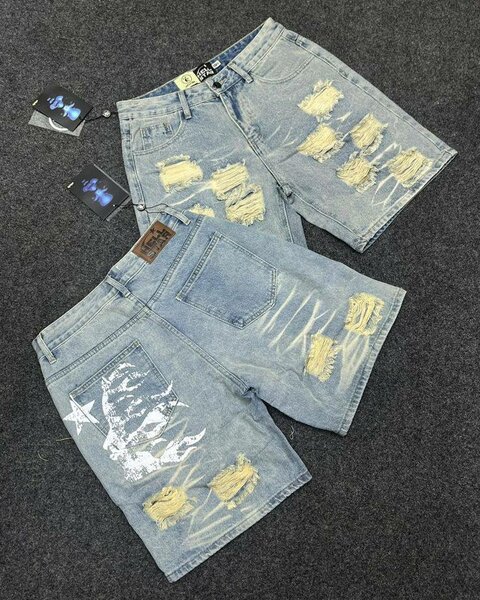 Shorts en jean déchiré homme