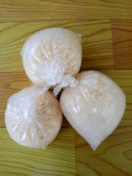 3 boules d'attiéké MAKWABA