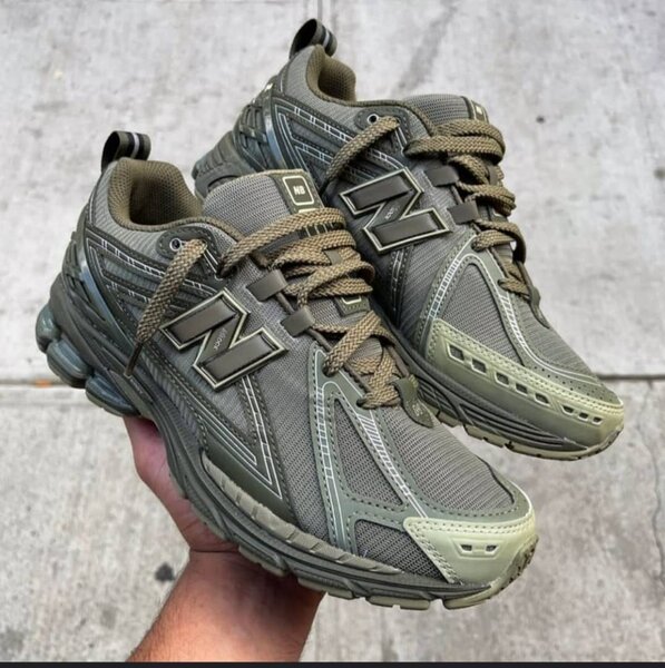 NEW BALANCE