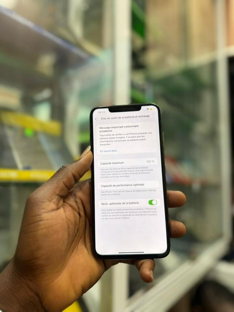 iPhone Xs max 64 giga tout est