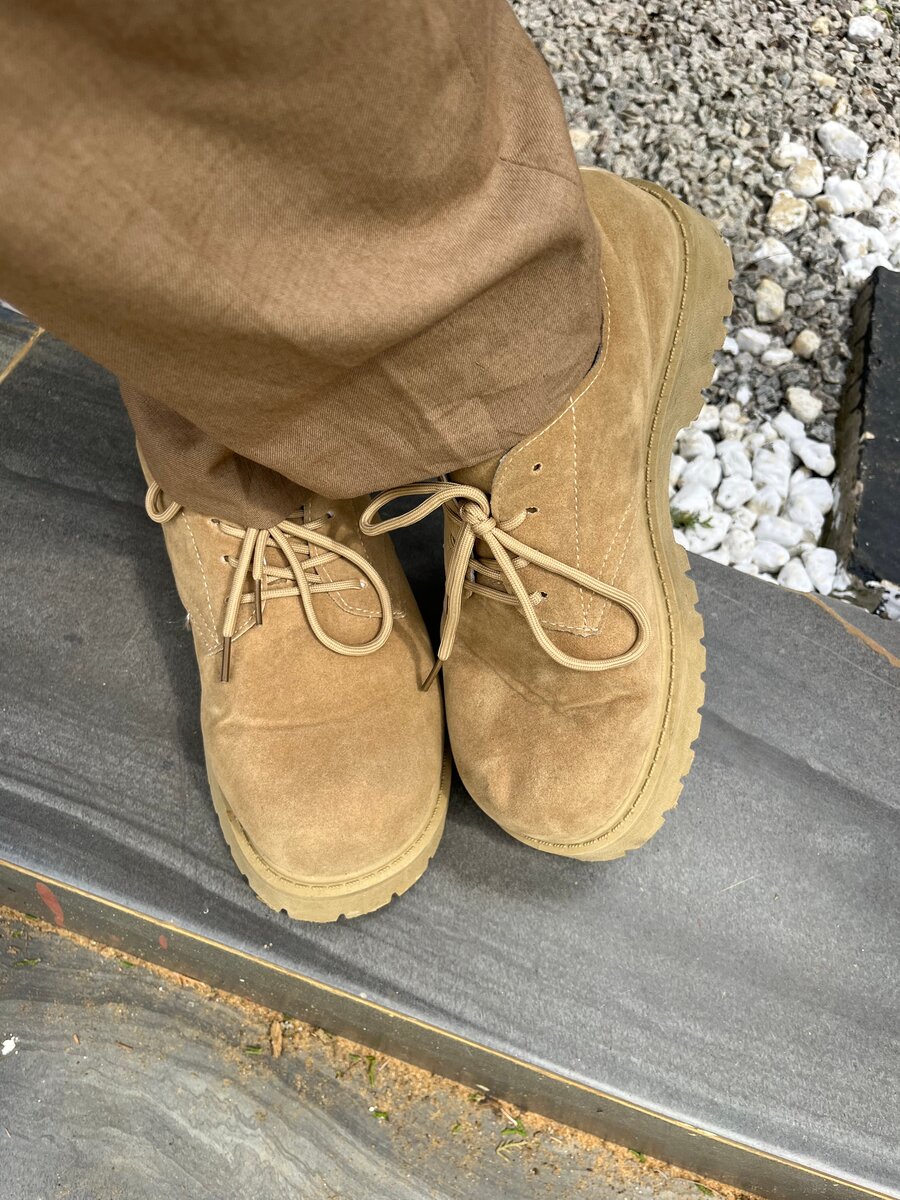 Chaussures en cuir robustes