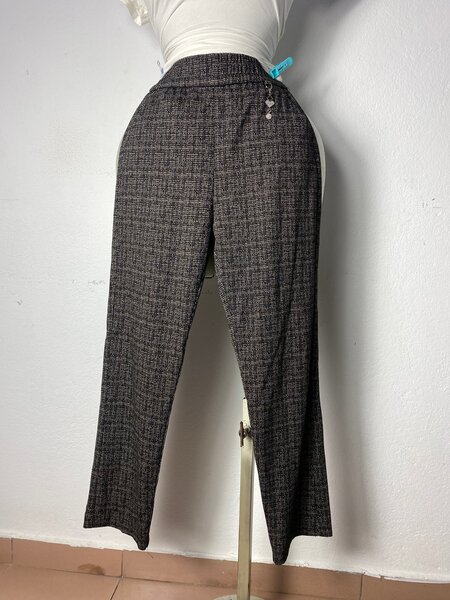 Pantalon en laine motif carreaux