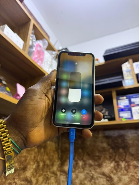 iPhone XR Blanc 64 Gb