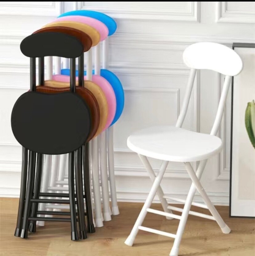 Foldable chairs