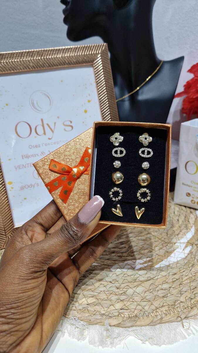 Set de Boucles d'Oreilles Ody's