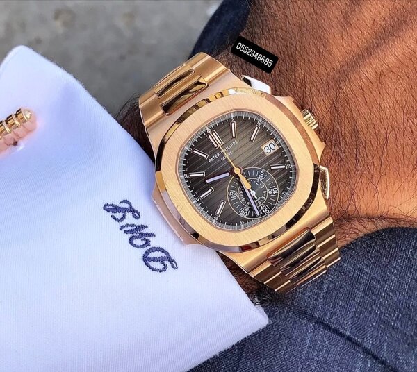 Luxury Gold Wristwatch