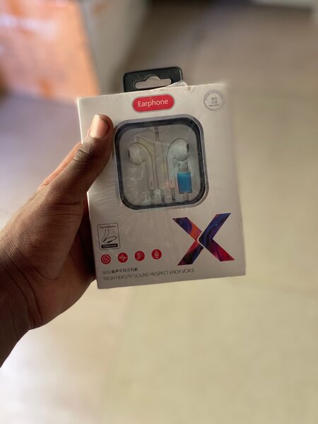 Lightning Bluetooth Headsets