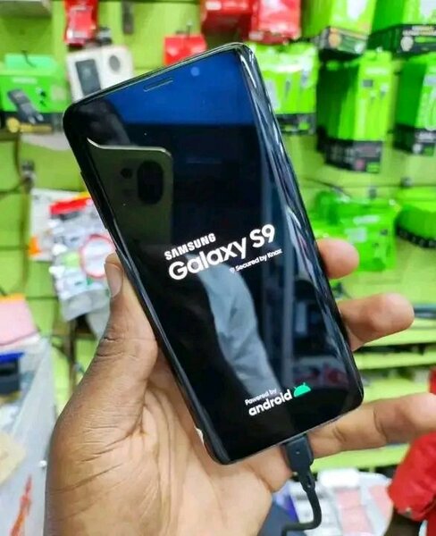 Samsung Galaxy S9 Smartphone