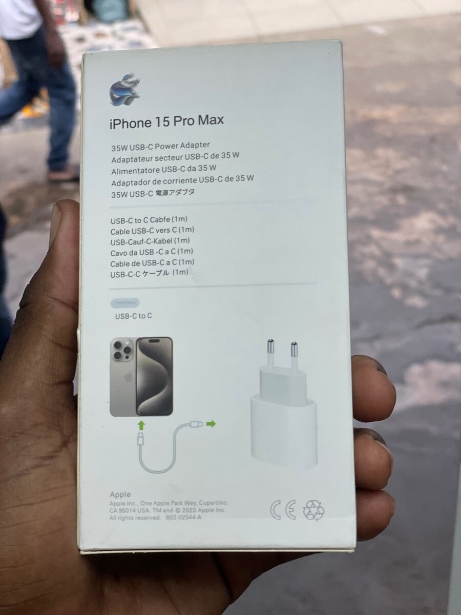 Chargeur iPhone 15 original