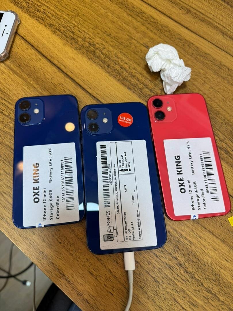 iPhones de différentes couleurs