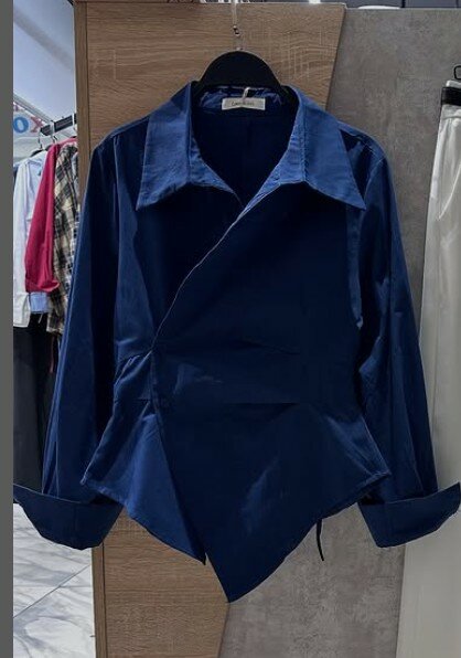 Приталенная рубашка