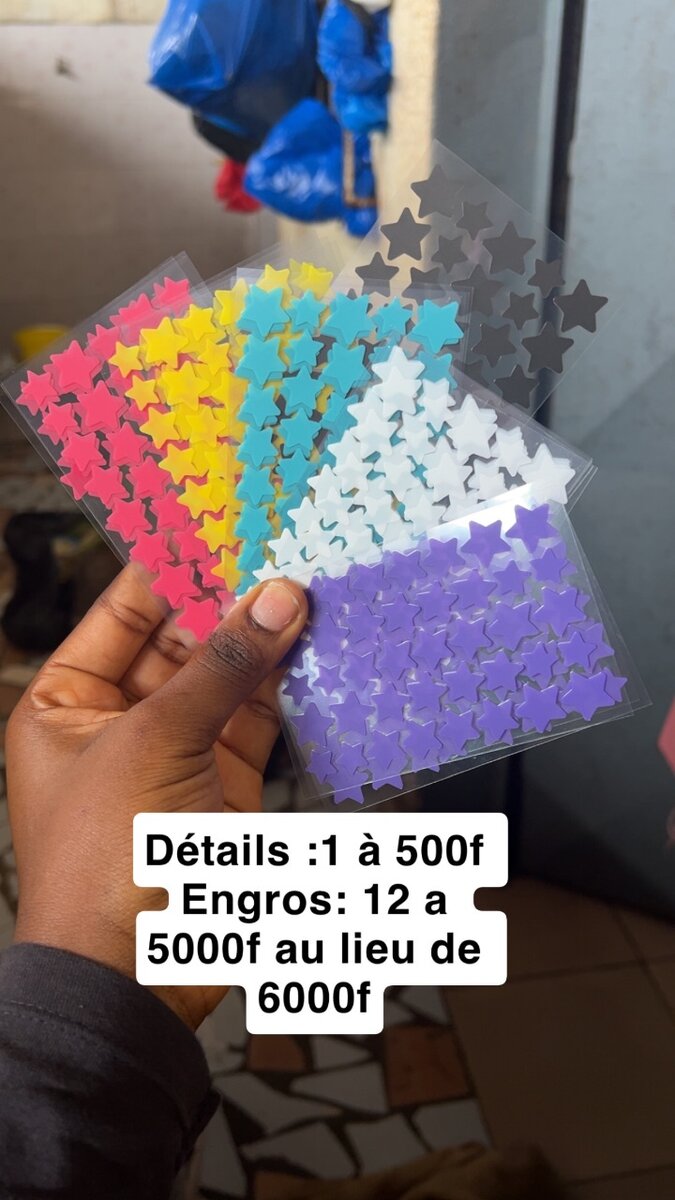 Autocollants colorés variés