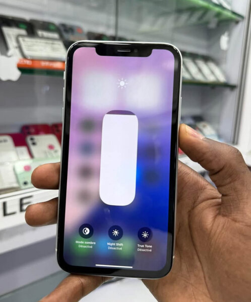 iPhone XR 64GB Blanc