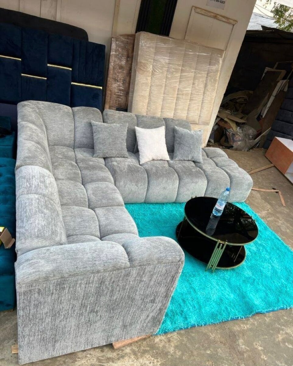 Canapé d'angle moelleux gris