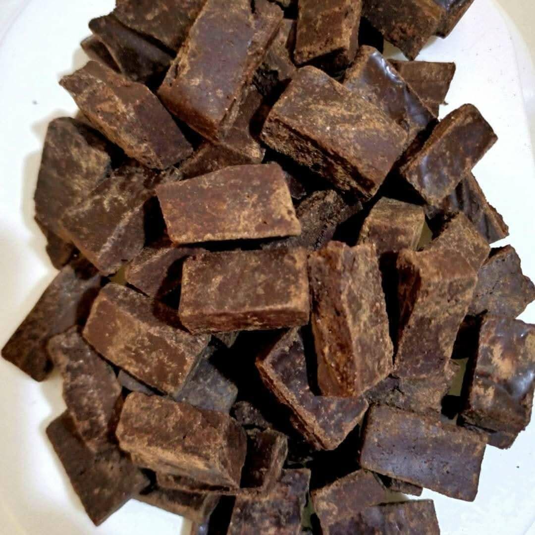 Blocs de chocolat noir pur