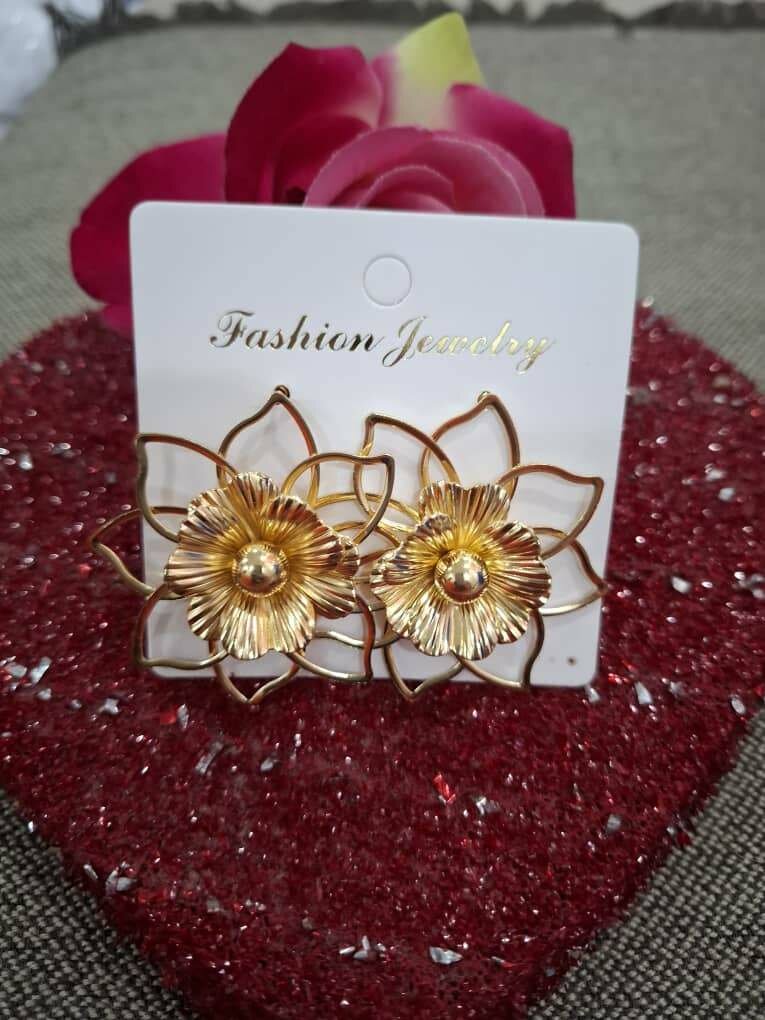 Boucles d'Oreilles Dorées