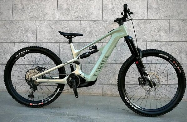 Vélo électrique tout-terrain