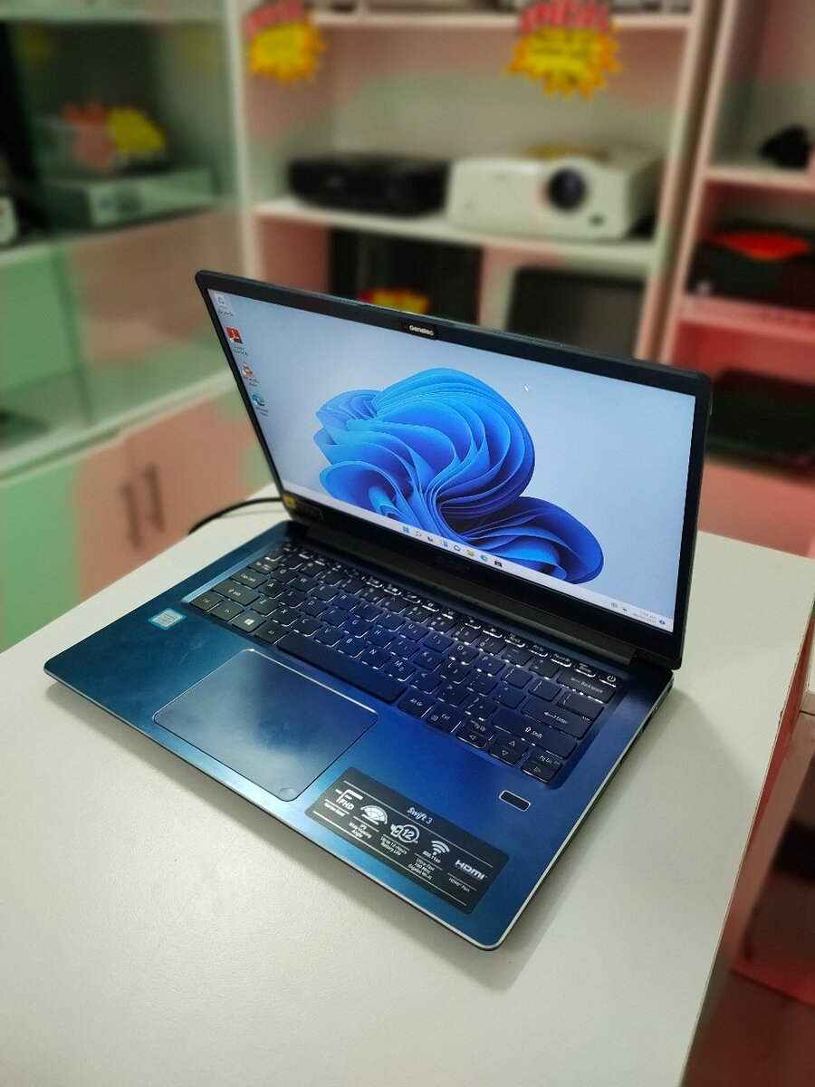 Acer swift