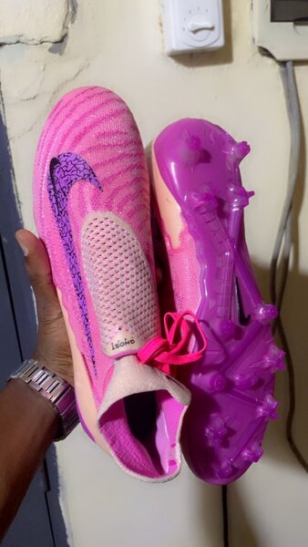 Nike phantom
