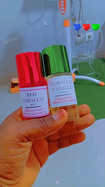 Parfum Collection Paris Essences