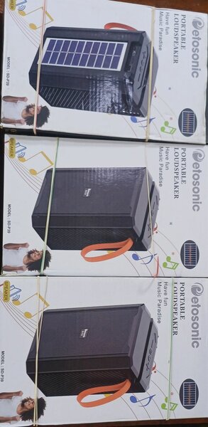 Portable Loudspeaker with Solar