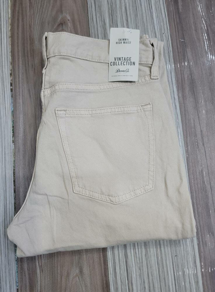 men's jeans white