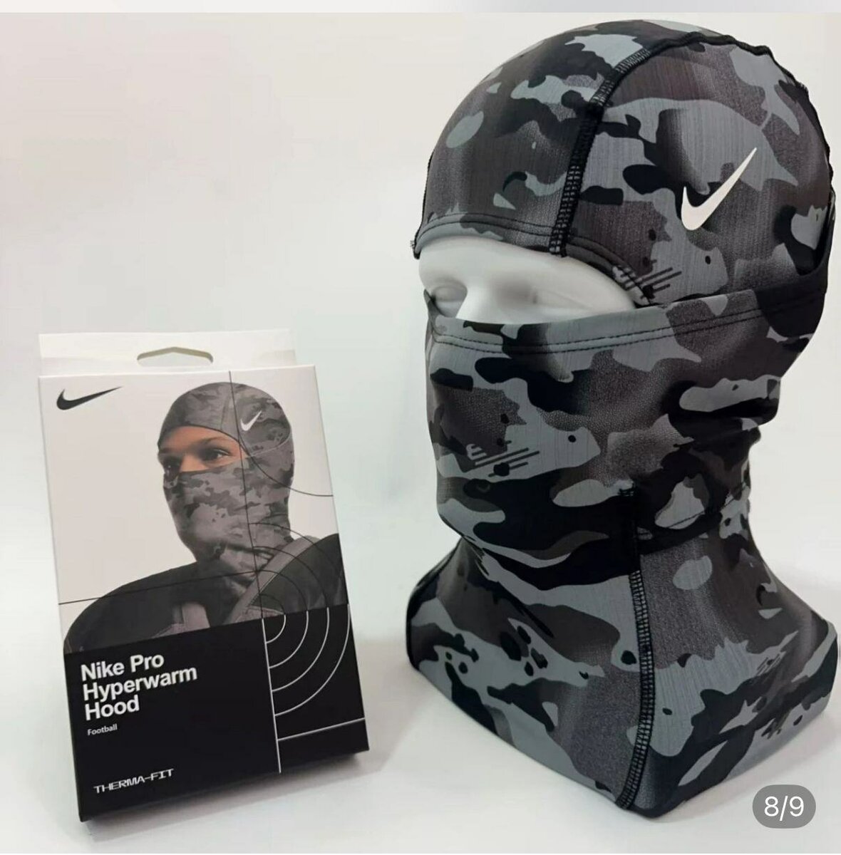 Nike Pro Therma-FIT Hood