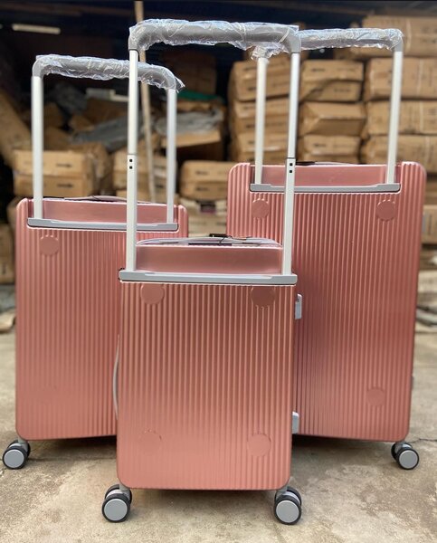 Wide Handle Executive Suitcase