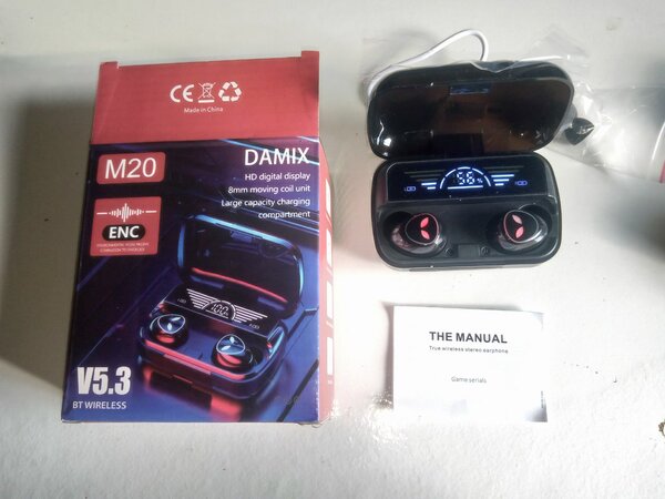 M20 earbuds