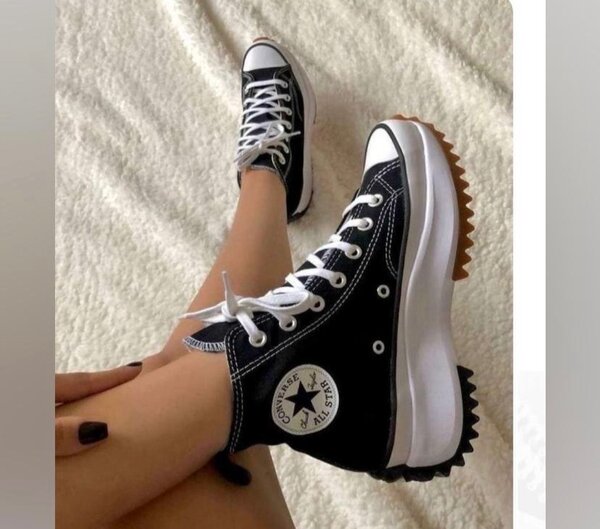 Converse Run Star Hike