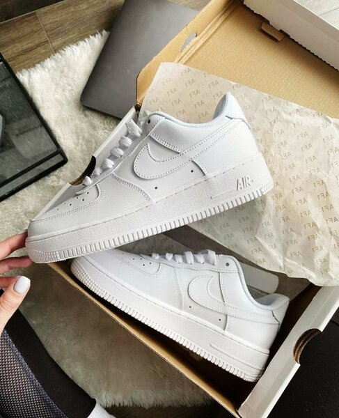 Nike AirForce 1