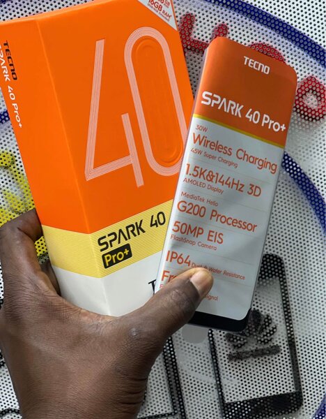 Smartphone Tecno Spark 40 Pro+