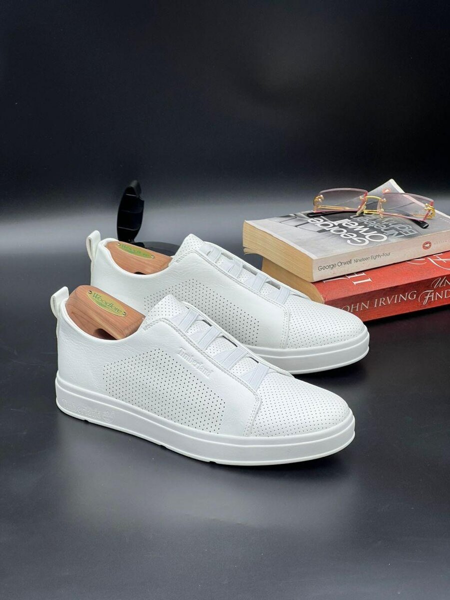 TIMBERLAND ALL WHITE