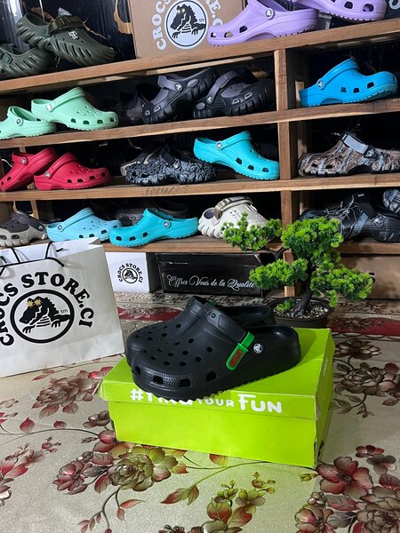 CROCS NOIR