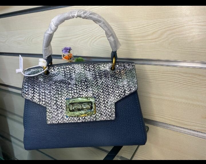 Sac à main élégant en cuir