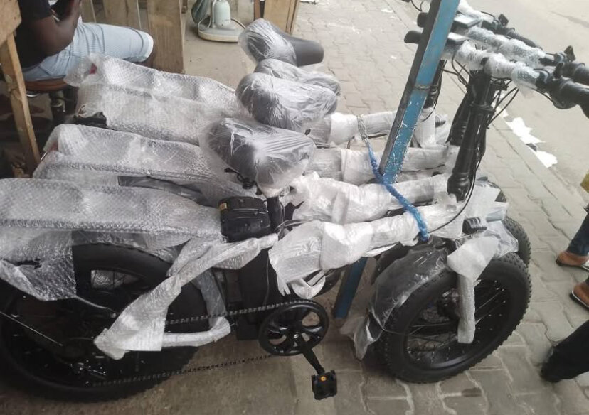 Vélo électrique pliable robuste