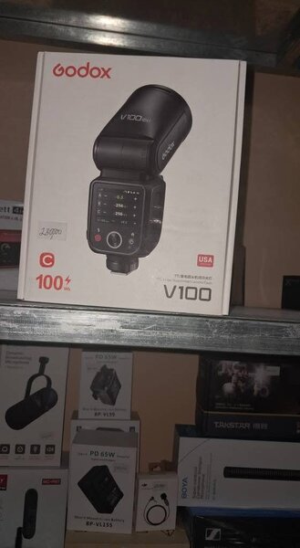 Flash Godox V100 Photo Pro