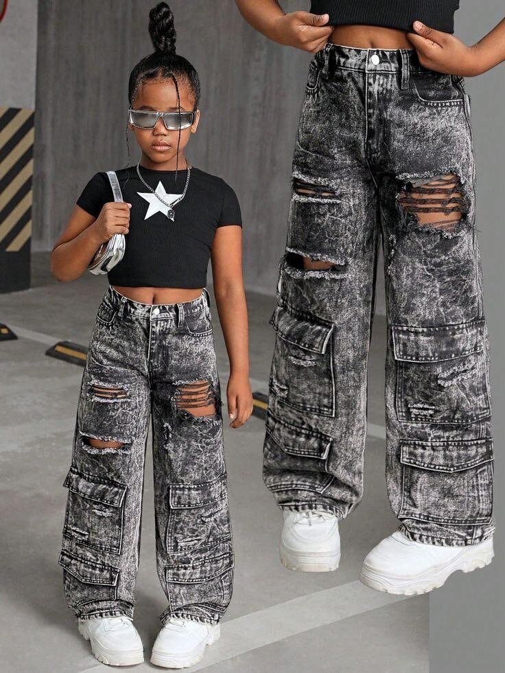 Women's Lily High Rise Cargo jeans in Size 10/30 Plus