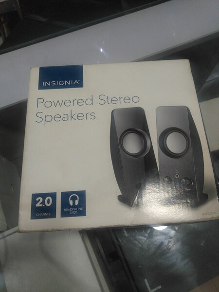 Insignia Powered stereo speakers