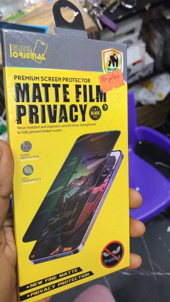 16 pro max screen protectors