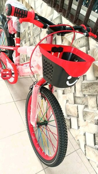 Vélo Enfant Rouge avec Roulettes